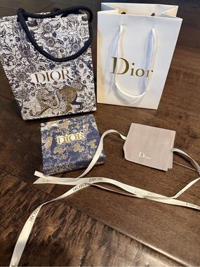 Dior Shopping Bag set and Box